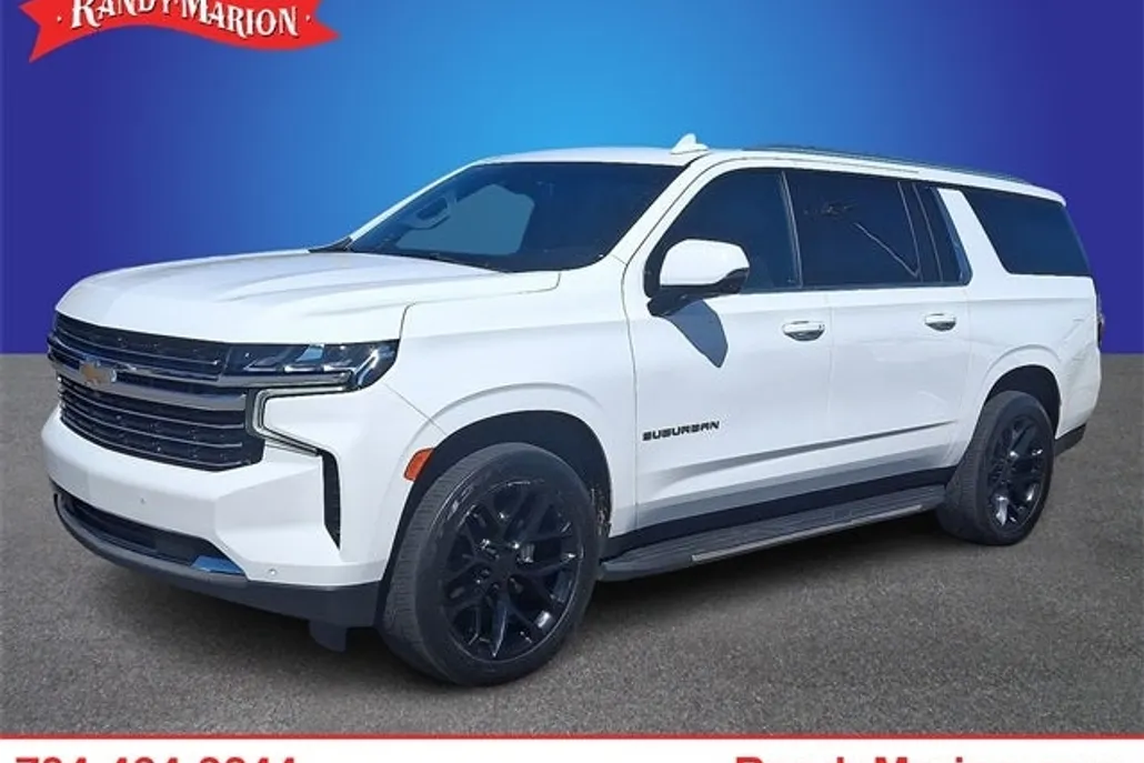 2021 Chevrolet Suburban LT photo 1