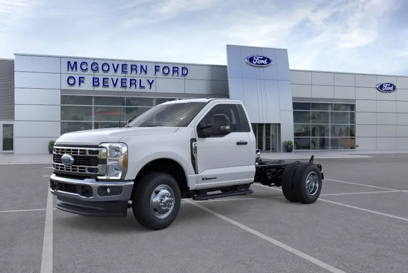 2025 Ford F-350 photo 1