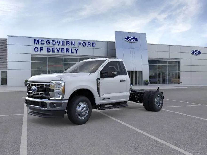 2025 Ford F-350 photo 1
