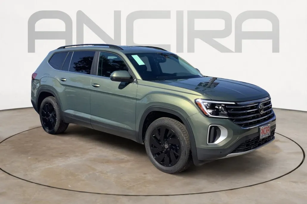 2026 Volkswagen Atlas SE Technology photo 1
