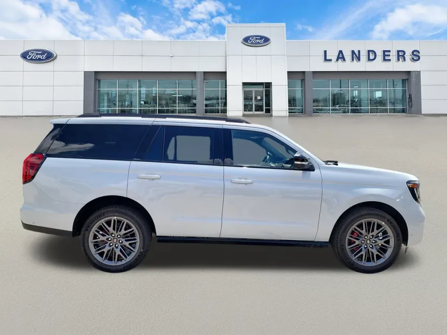 2025 Ford Expedition Platinum photo 1
