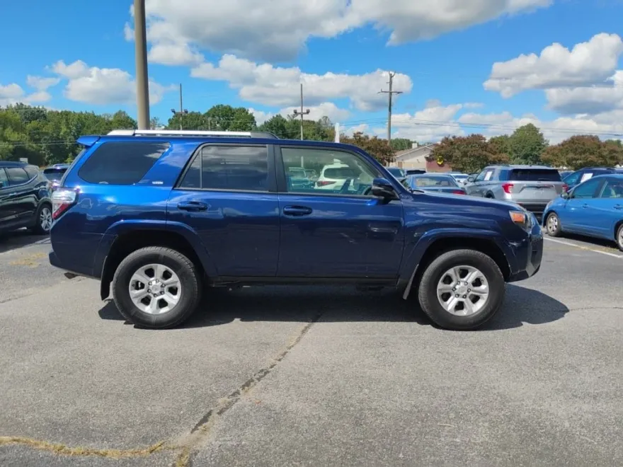 2021 Toyota 4Runner SR5 Premium photo 1