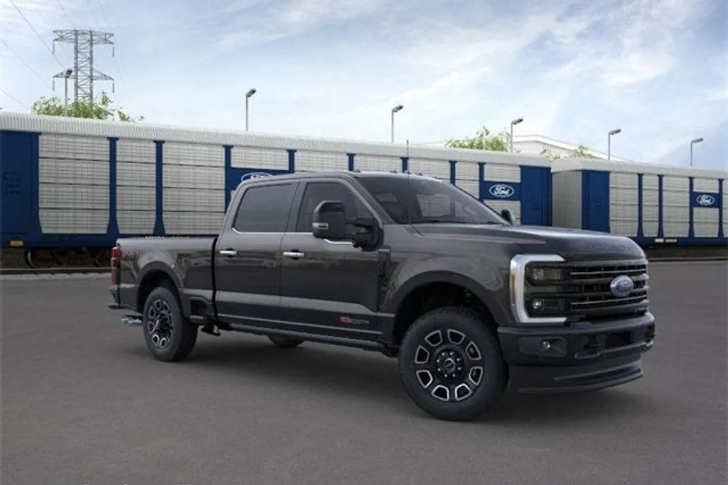 2025 Ford F-350 photo 1