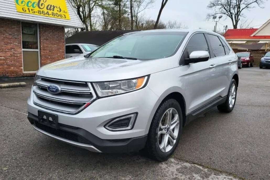2016 Ford Edge Titanium photo 1