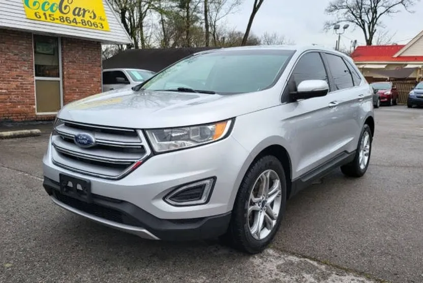 2016 Ford Edge Titanium photo 1