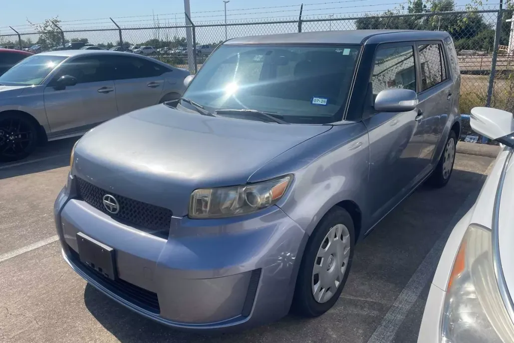 2009 Scion xB Base photo 1