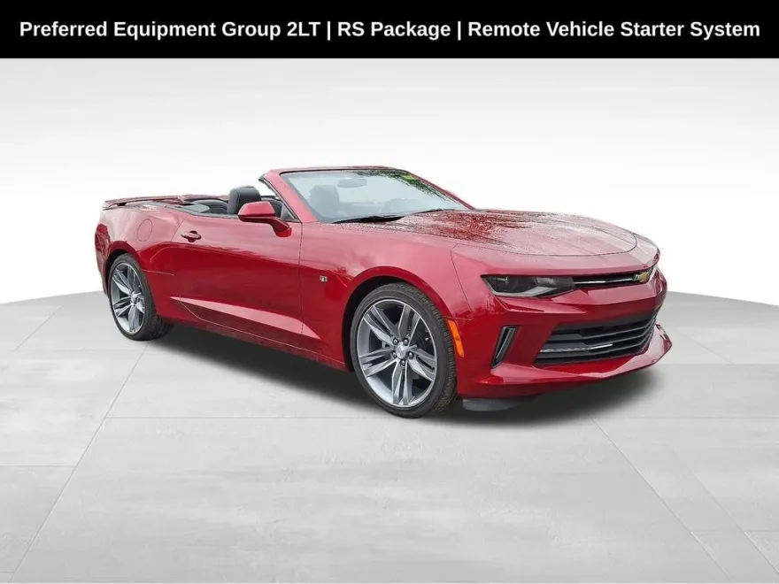 2017 Chevrolet Camaro 2LT photo 1