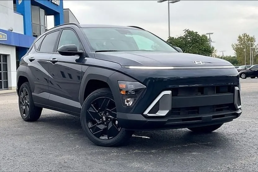 2026 Hyundai Kona SEL photo 1