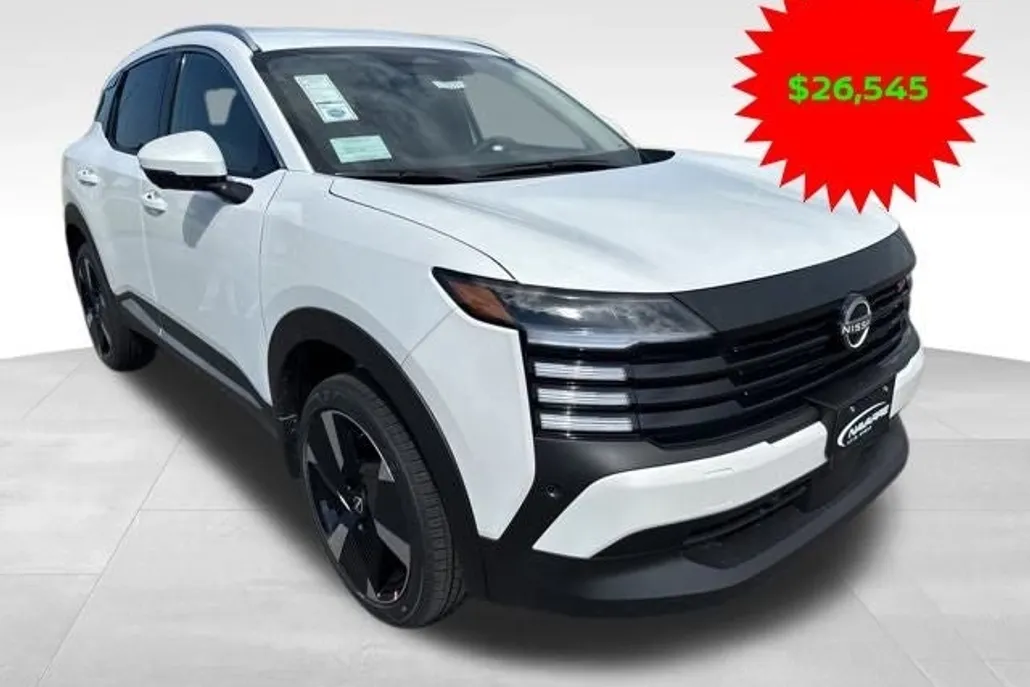 2025 Nissan Kicks SR photo 1