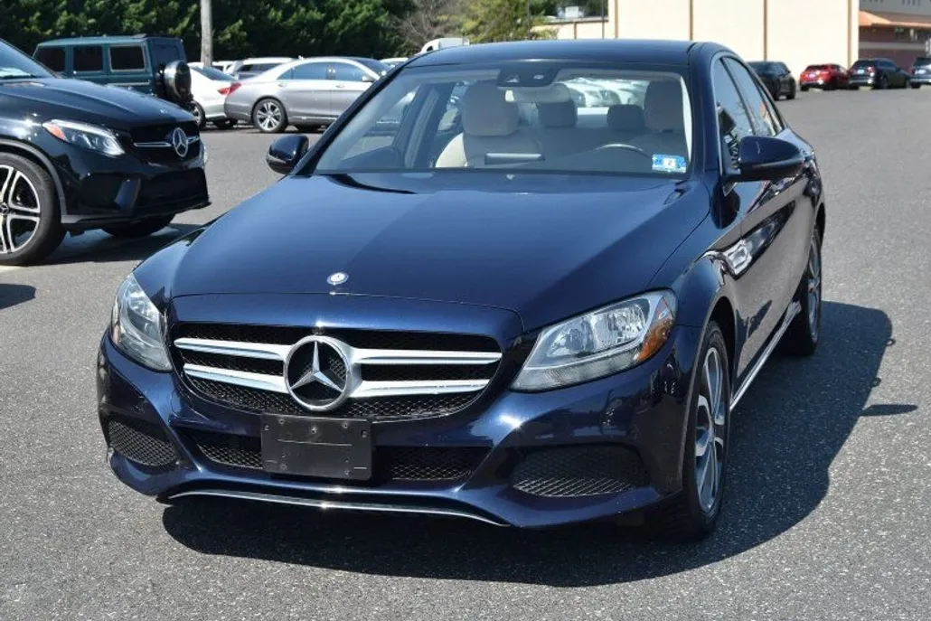 2016 Mercedes Benz C 300 4MATIC Sedan photo 1