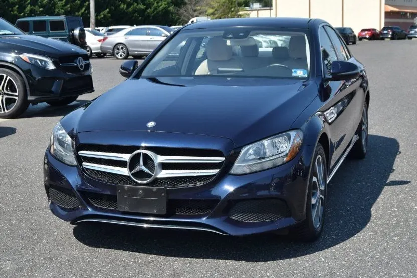 2016 Mercedes Benz C 300 4MATIC Sedan photo 1