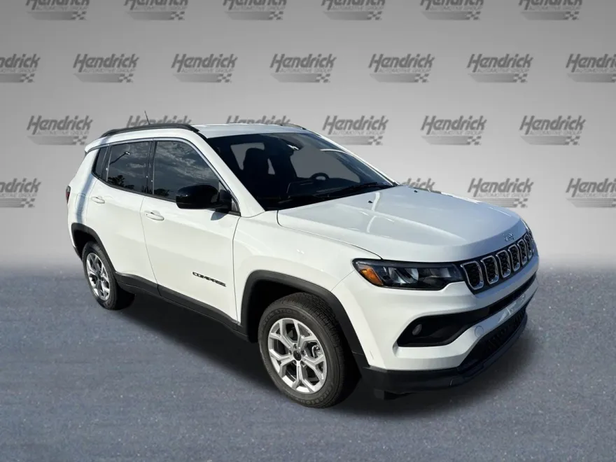 2025 Jeep Compass Latitude photo 1