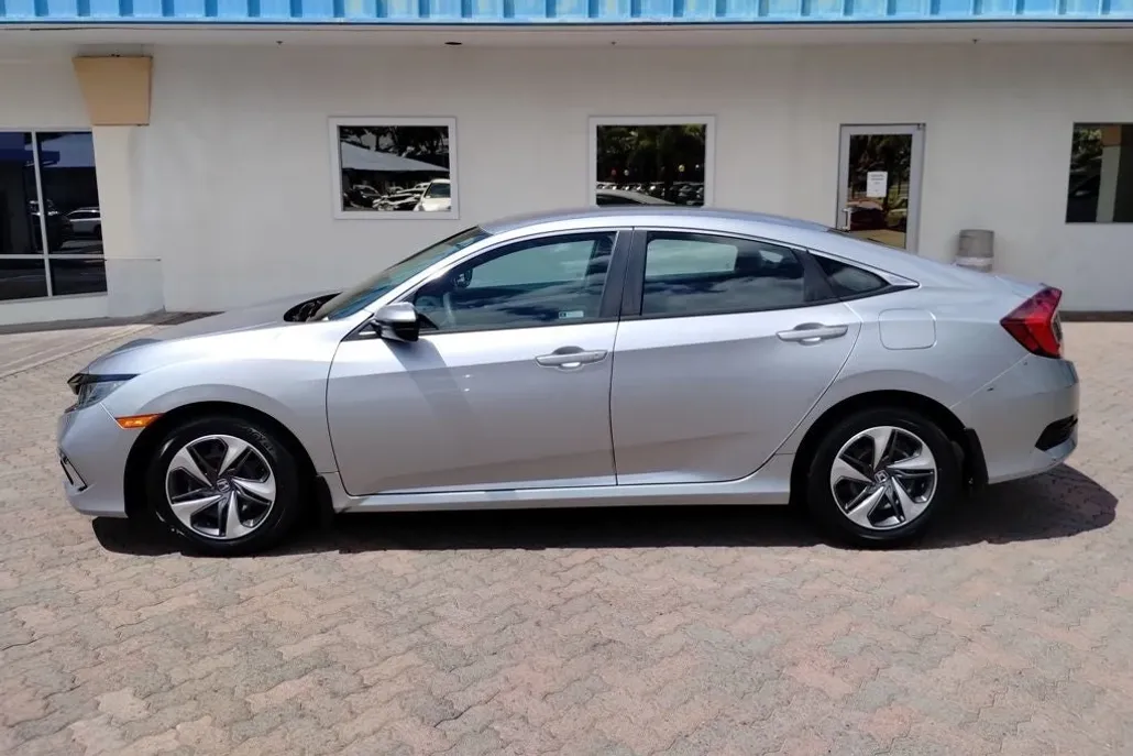 2019 Honda Civic LX photo 1