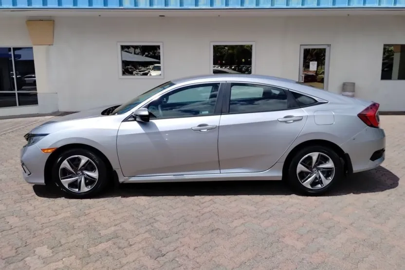 2019 Honda Civic LX photo 1