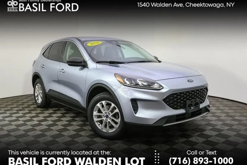 2022 Ford Escape SE photo 1