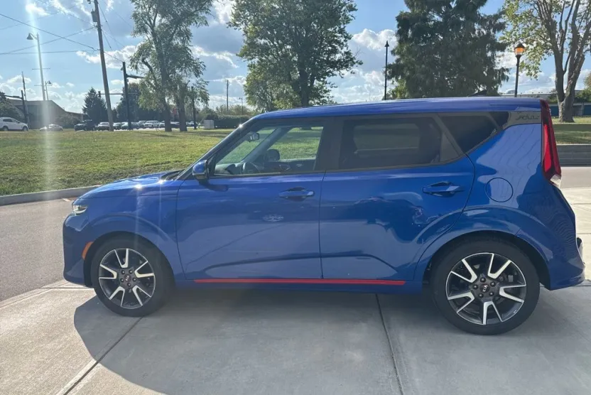 2020 Kia Soul GT-Line Turbo photo 1