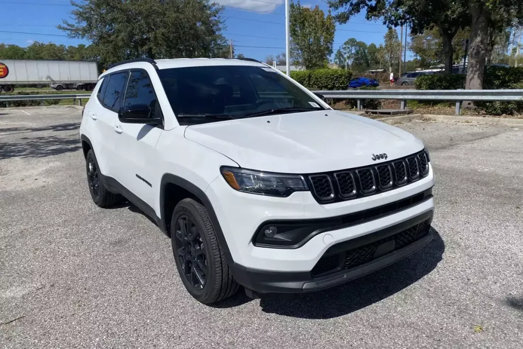 2025 Jeep Compass Latitude photo 1