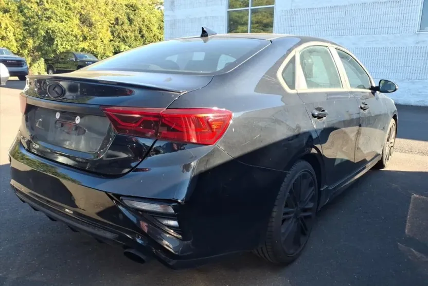 2021 Kia Forte GT photo 1