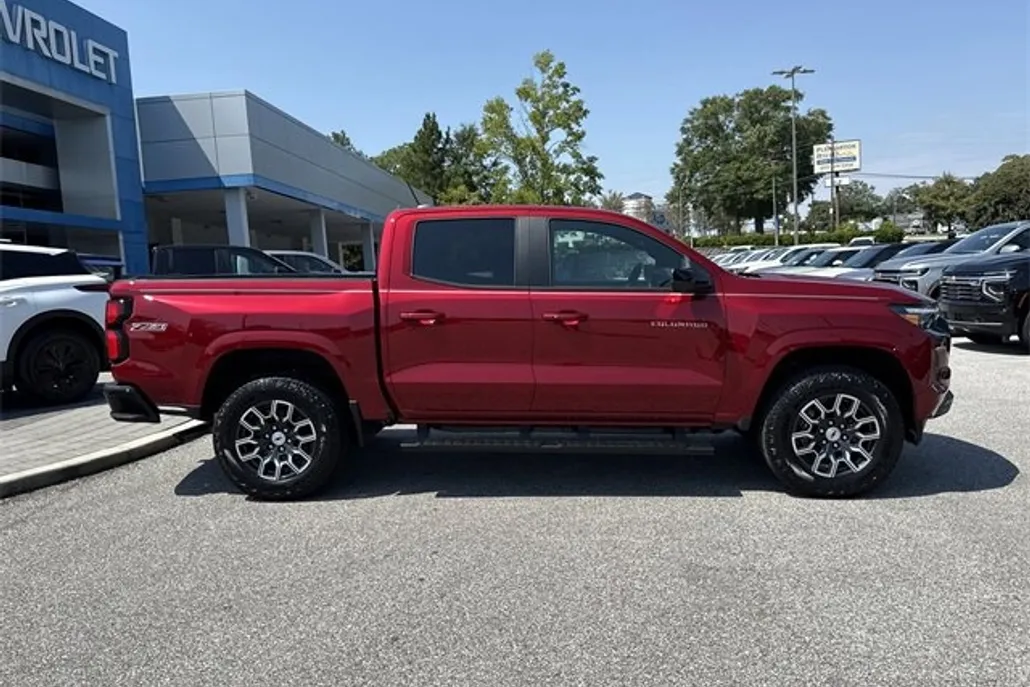 2026 Chevrolet Colorado Z71 photo 1
