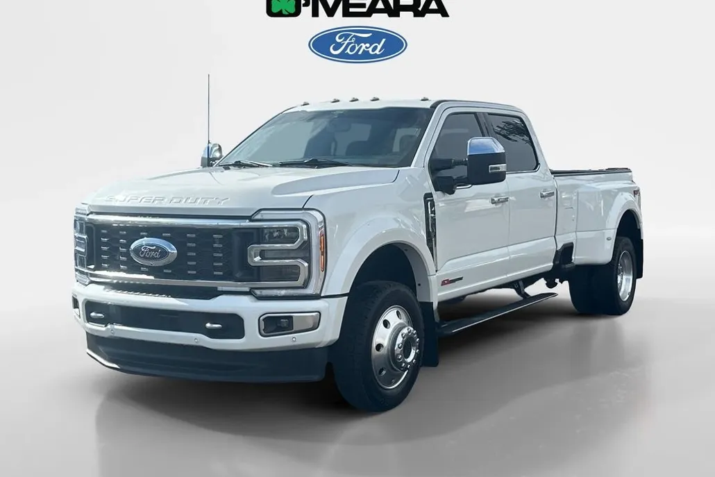 2024 Ford F-450 photo 1