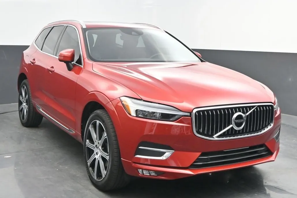 2021 Volvo XC60 T5 Inscription photo 1