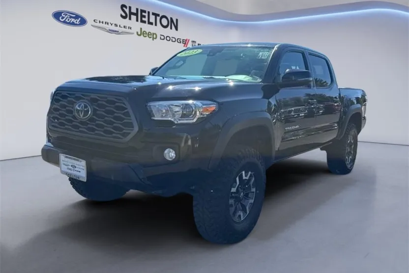 2023 Toyota Tacoma TRD Off-Road photo 1
