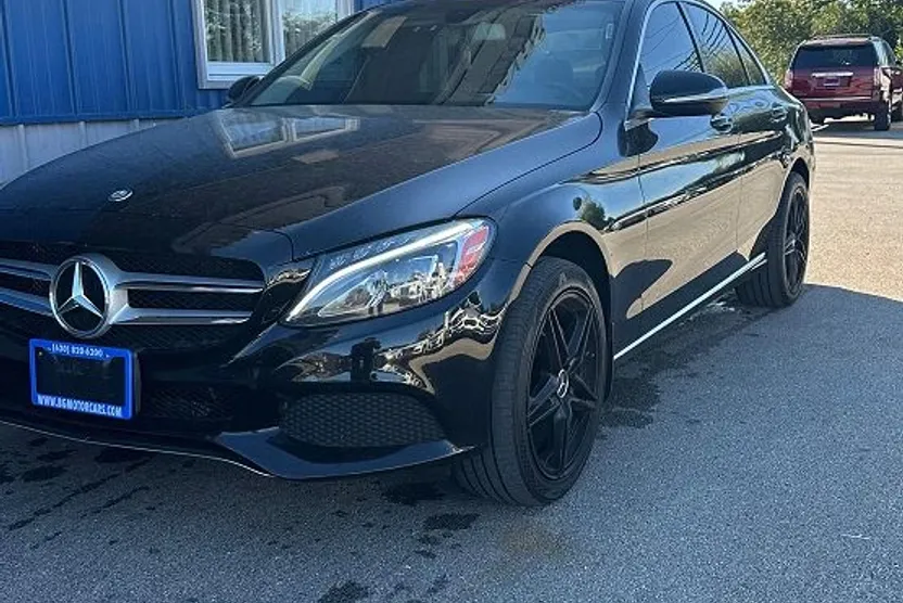 2015 Mercedes Benz C 300 Luxury 4MATIC photo 1
