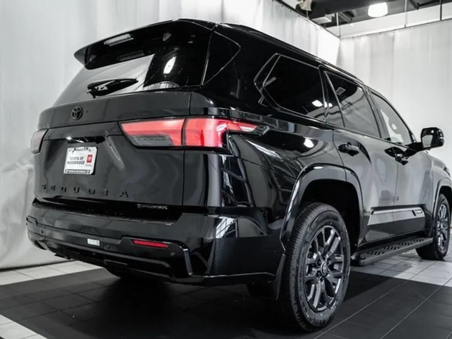 2026 Toyota Sequoia Platinum photo 1