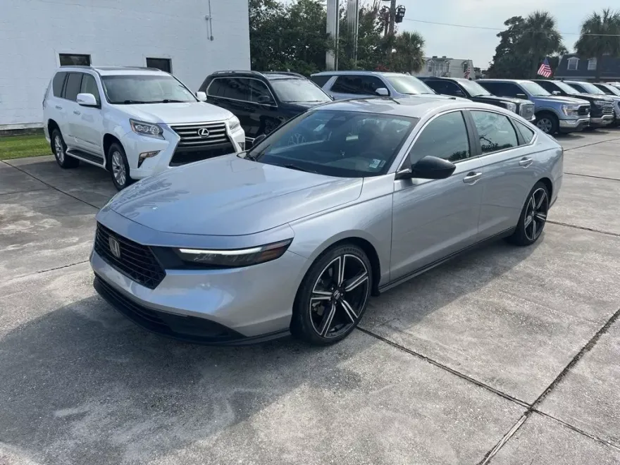 2024 Honda Accord Hybrid Sport photo 1