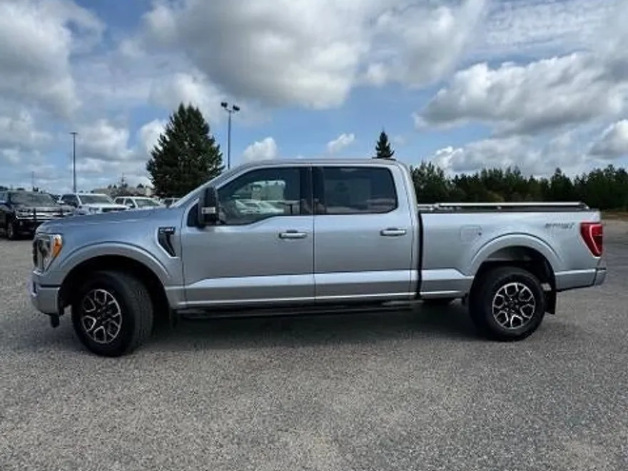 2022 Ford F-150 XL photo 1
