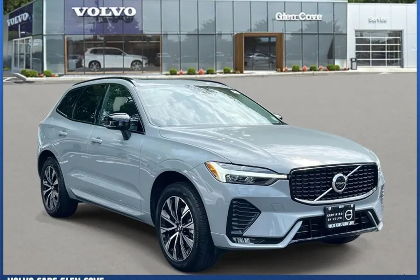 2025 Volvo XC60 Core photo 1
