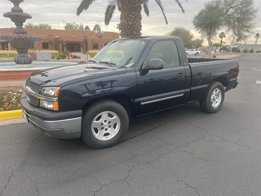2005 Chevrolet Silverado 1500 LS photo 1