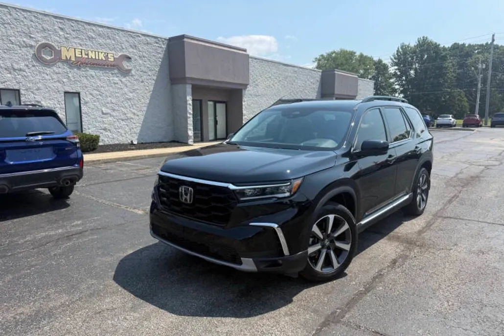 2024 Honda Pilot Elite photo 1