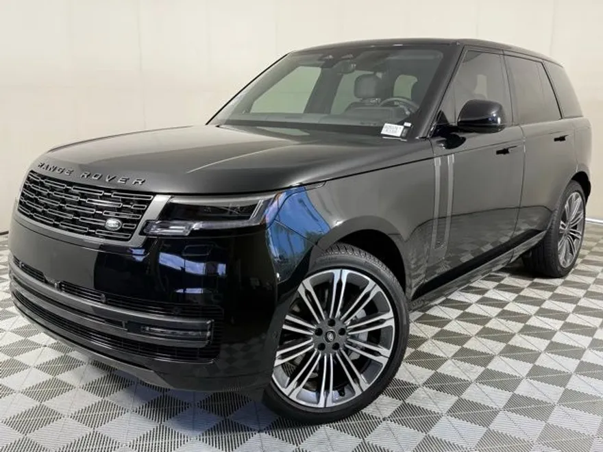 2025 Land Rover Range Rover SE photo 1