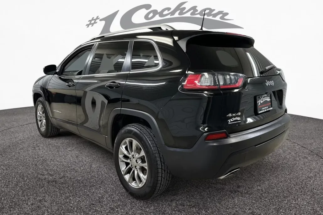 2020 Jeep Cherokee Lux photo 1