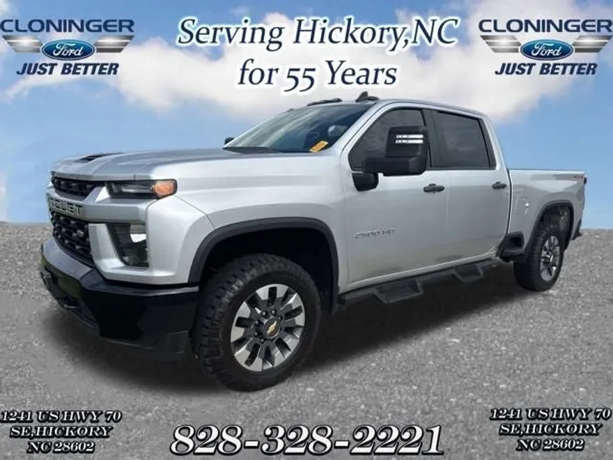 2022 Chevrolet Silverado 2500HD Custom photo 1
