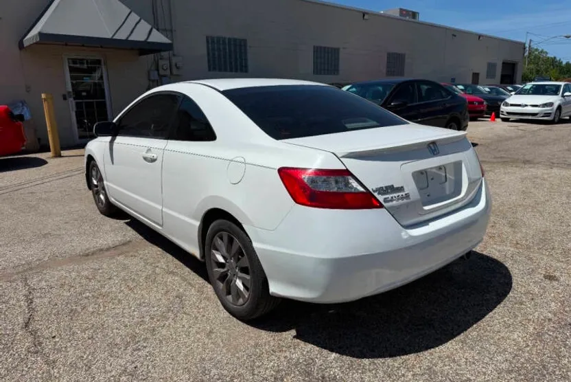 2009 Honda Civic EX photo 1