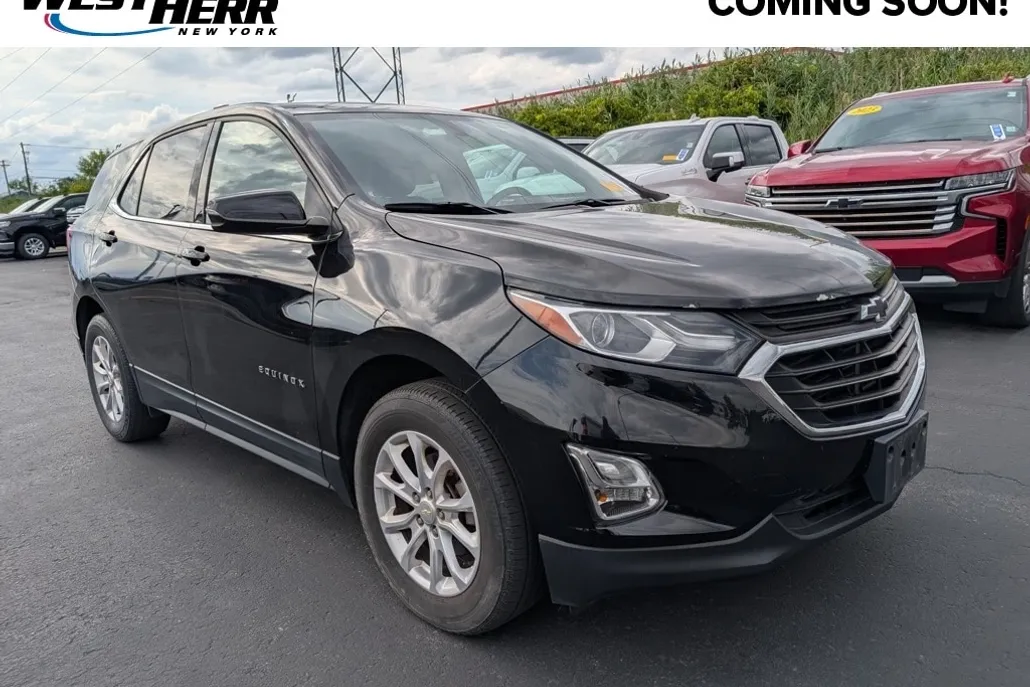 2018 Chevrolet Equinox LT photo 1