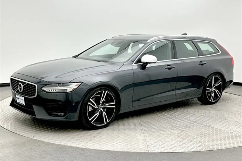 2018 Volvo V90 T6 R-Design photo 1
