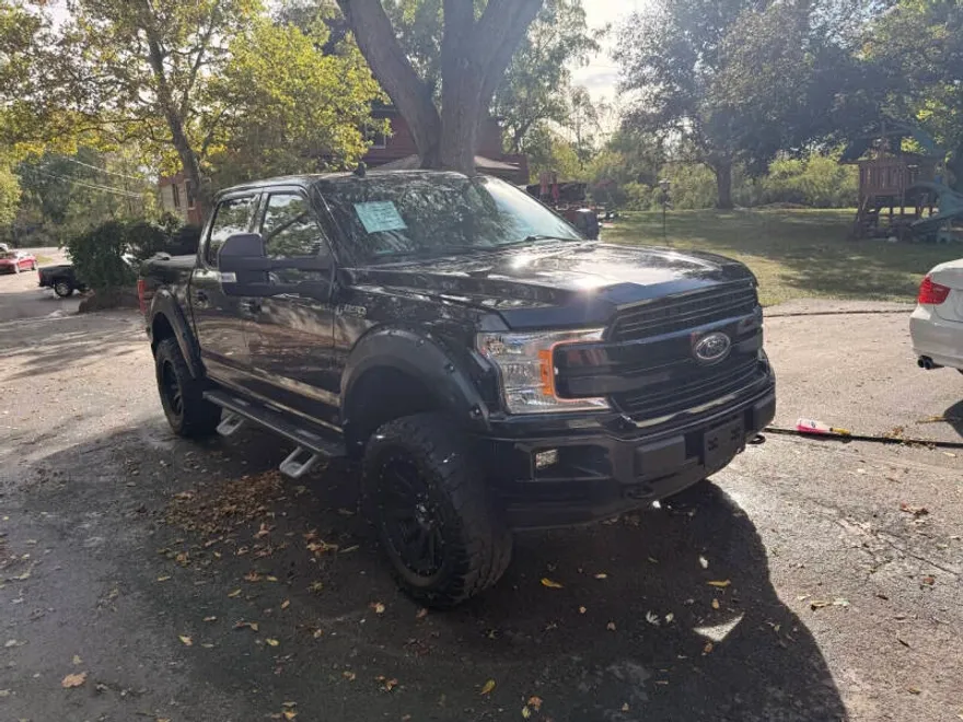 2018 Ford F-150 Lariat photo 1