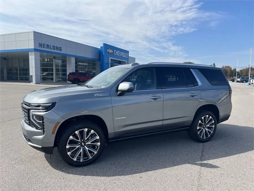 2026 Chevrolet Tahoe High Country photo 1