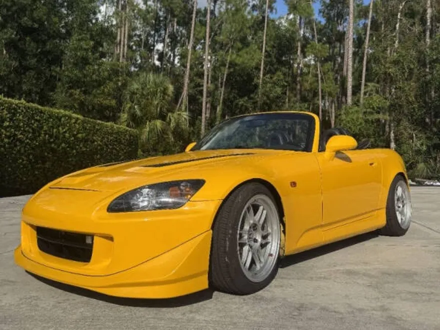 2001 Honda S2000 photo 1