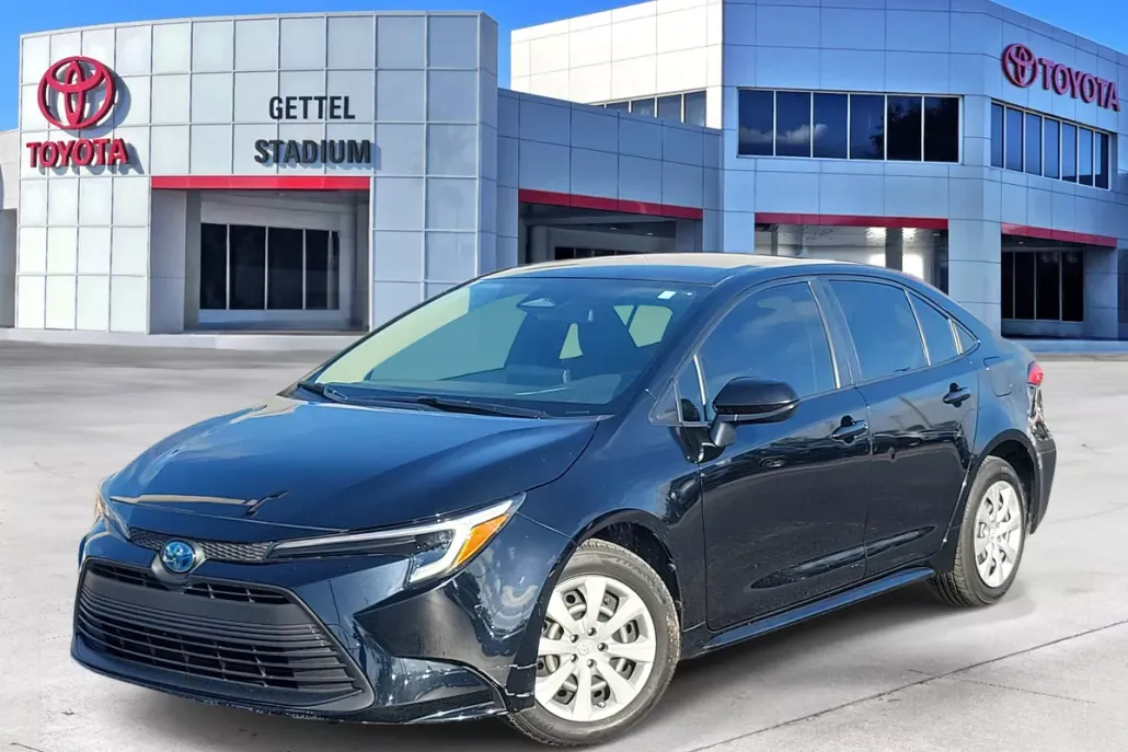 2023 Toyota Corolla SE XLE photo 1