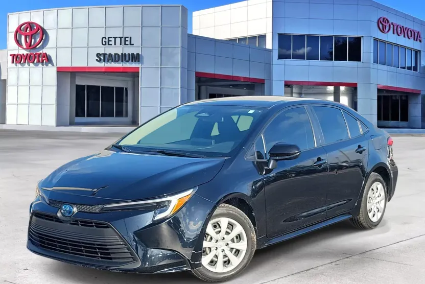 2023 Toyota Corolla SE XLE photo 1