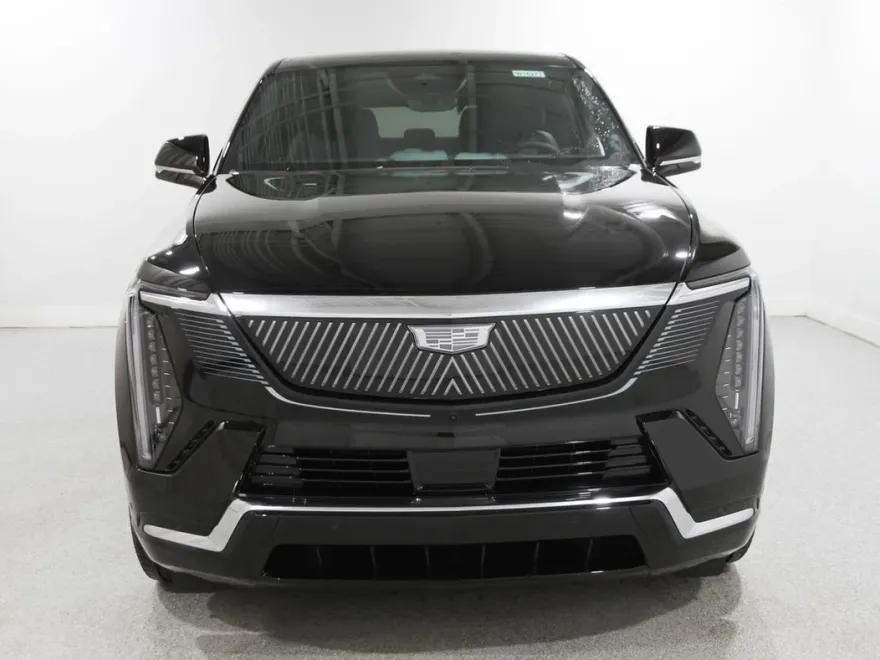 2025 Cadillac Escalade Luxury photo 1