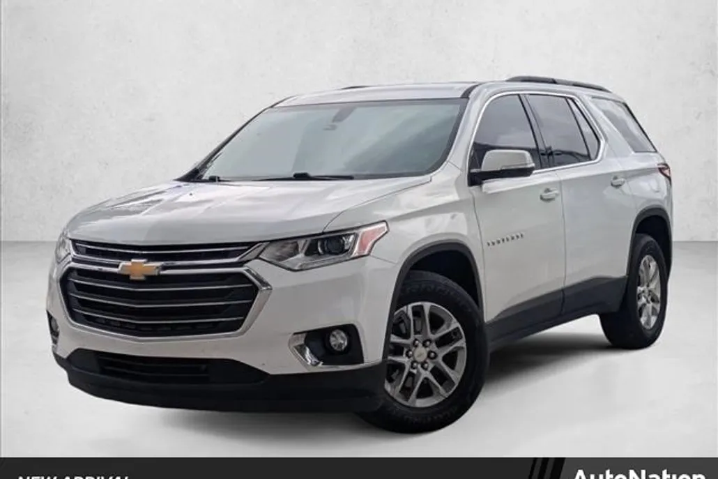 2020 Chevrolet Traverse Leather photo 1
