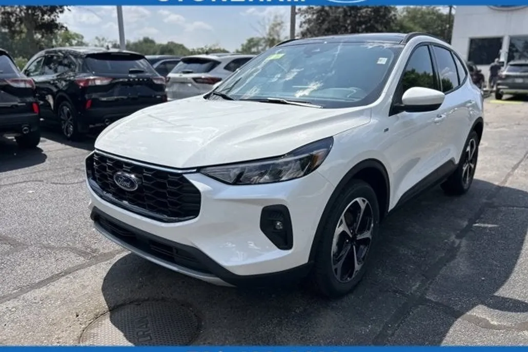 2025 Ford Escape ST-Line Select photo 1