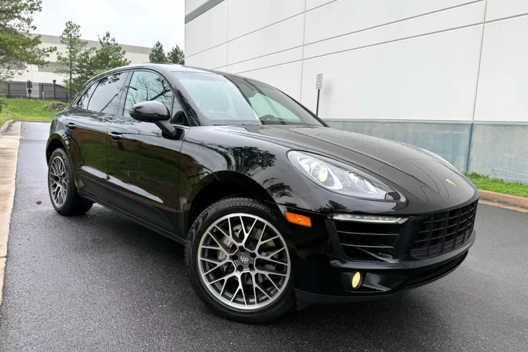2016 Porsche Macan S photo 1