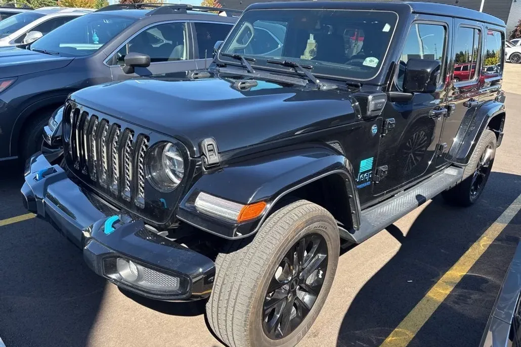 2021 Jeep Wrangler Unlimited Sahara High Altitude 4xe photo 1