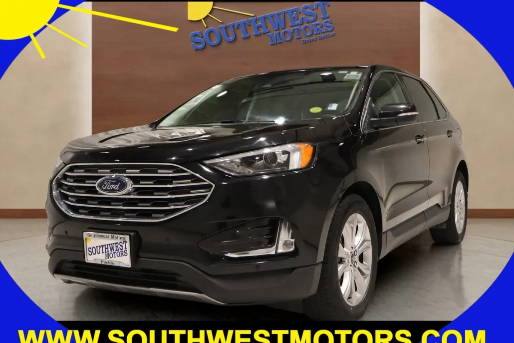 2024 Ford Edge Titanium photo 1